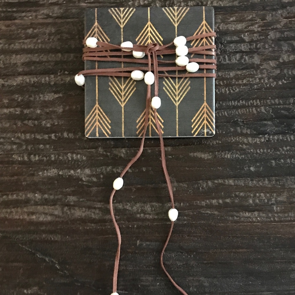 Genuine Australian South Sea pearl and leather